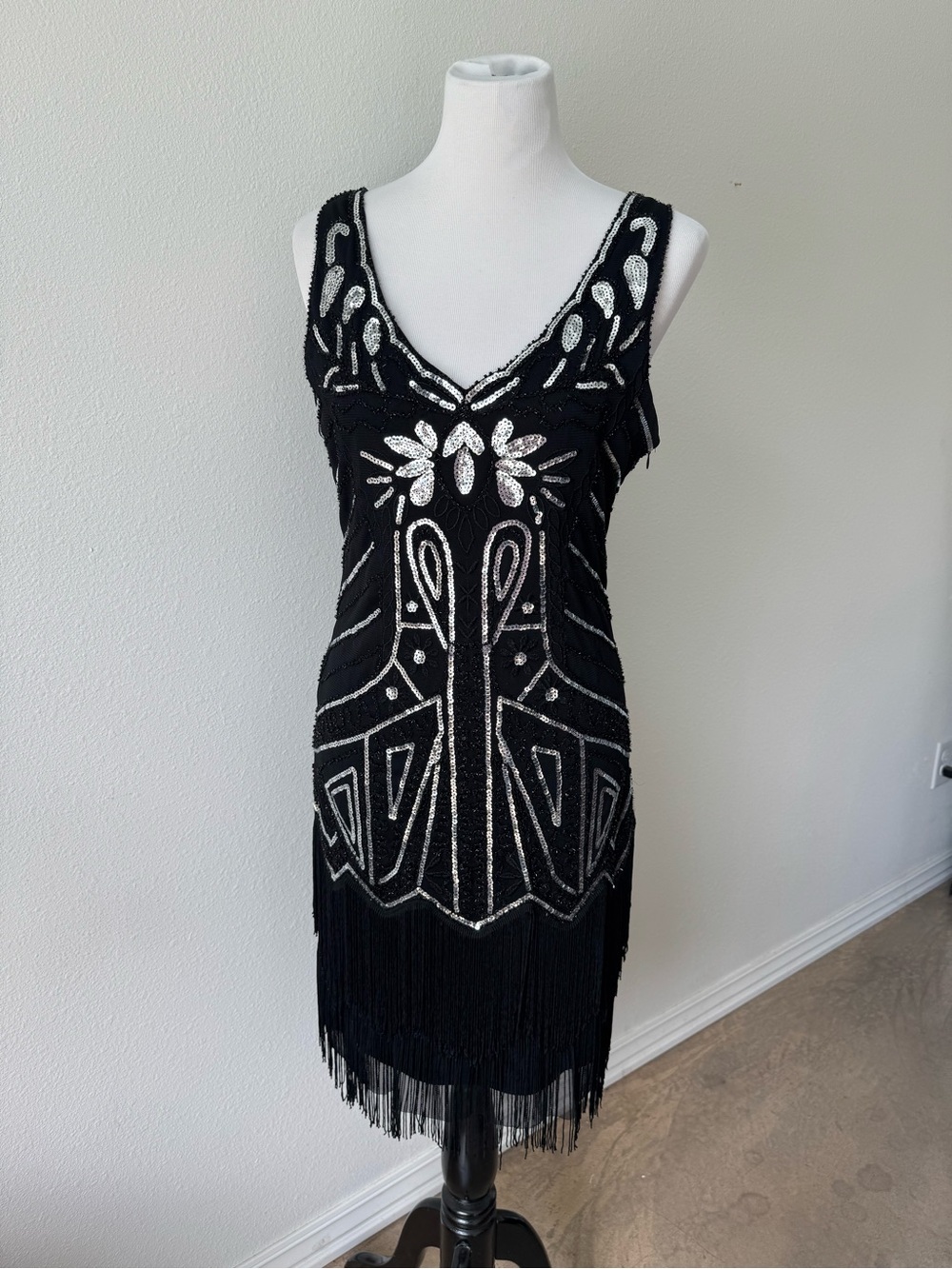 Babeyond Black Beaded Fringe Flapper V-Neck Dress